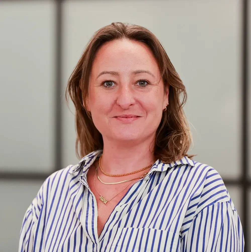Lisa Edwards